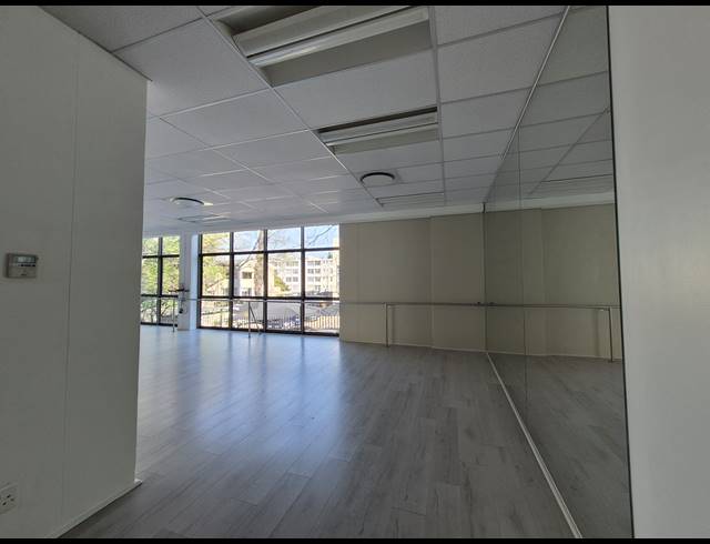 135M² OFFICE TO LET IN ILLOVO